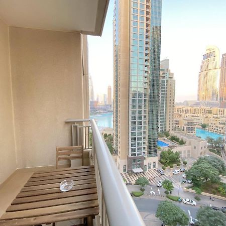 Lux Bnb Studio Downtown Fountain View ドバイ エクステリア 写真